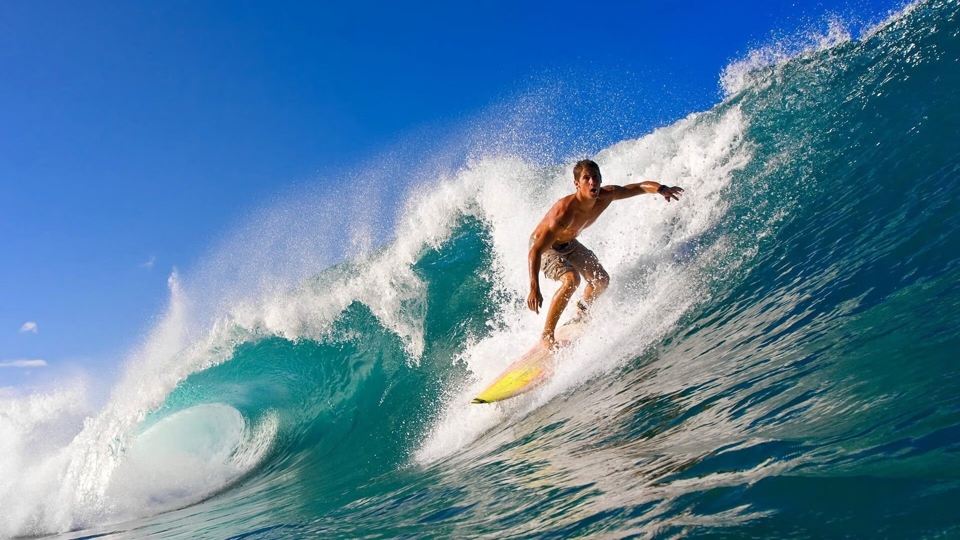 爱游戏官网-极限攀岩夜光挑战，点亮黑暗的勇者之路，关于极限攀岩的电影